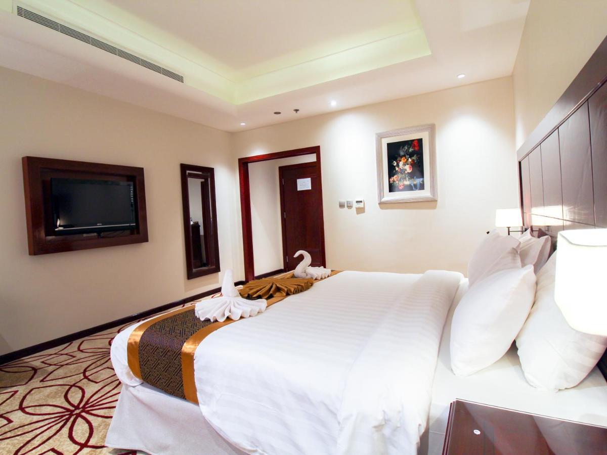 Lotaz Hotel - Al Shatea Jeddah Exterior photo